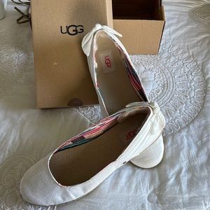 UGG Perrie flat. Size 10. New in box.